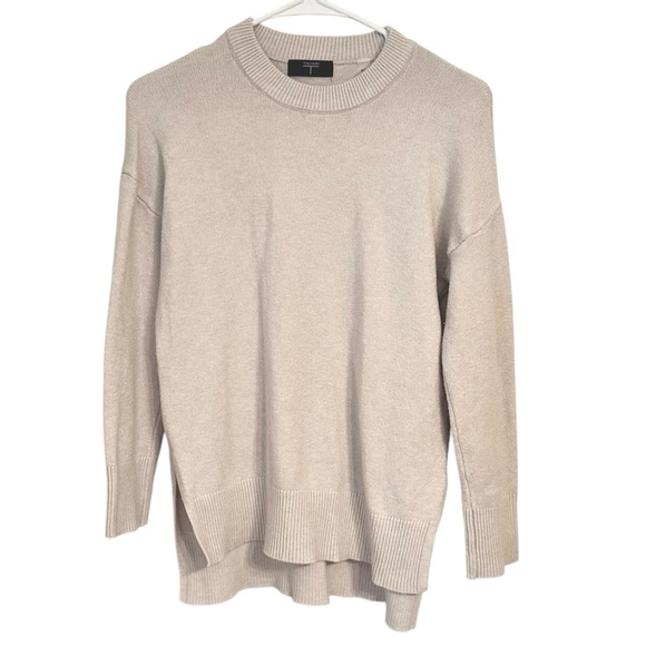 Tahari Light Pink Crewneck Sweater Side Slits S - Picture 3 of 6